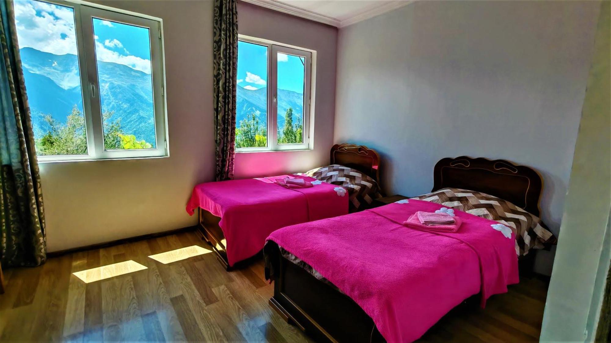 Gujejiani Guest House Mestia Ngoại thất bức ảnh