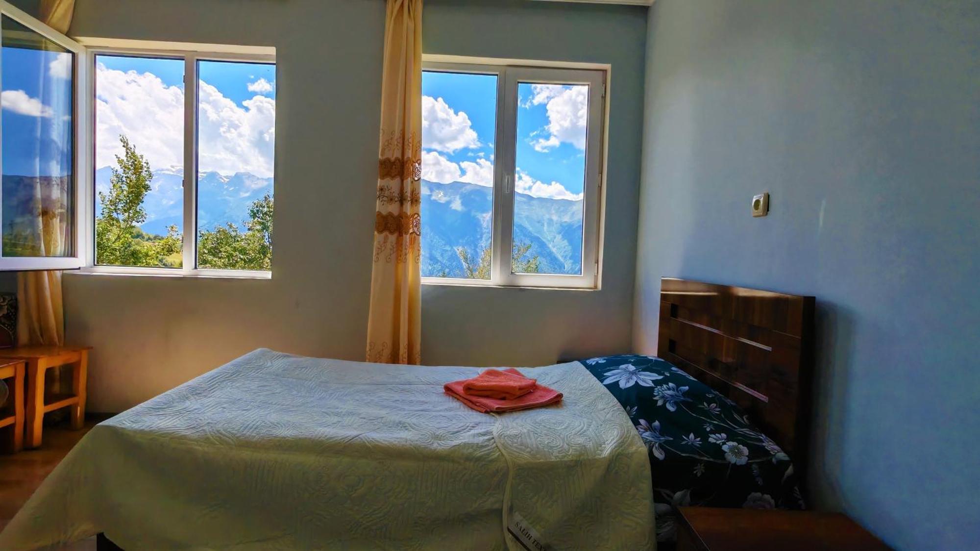 Gujejiani Guest House Mestia Ngoại thất bức ảnh
