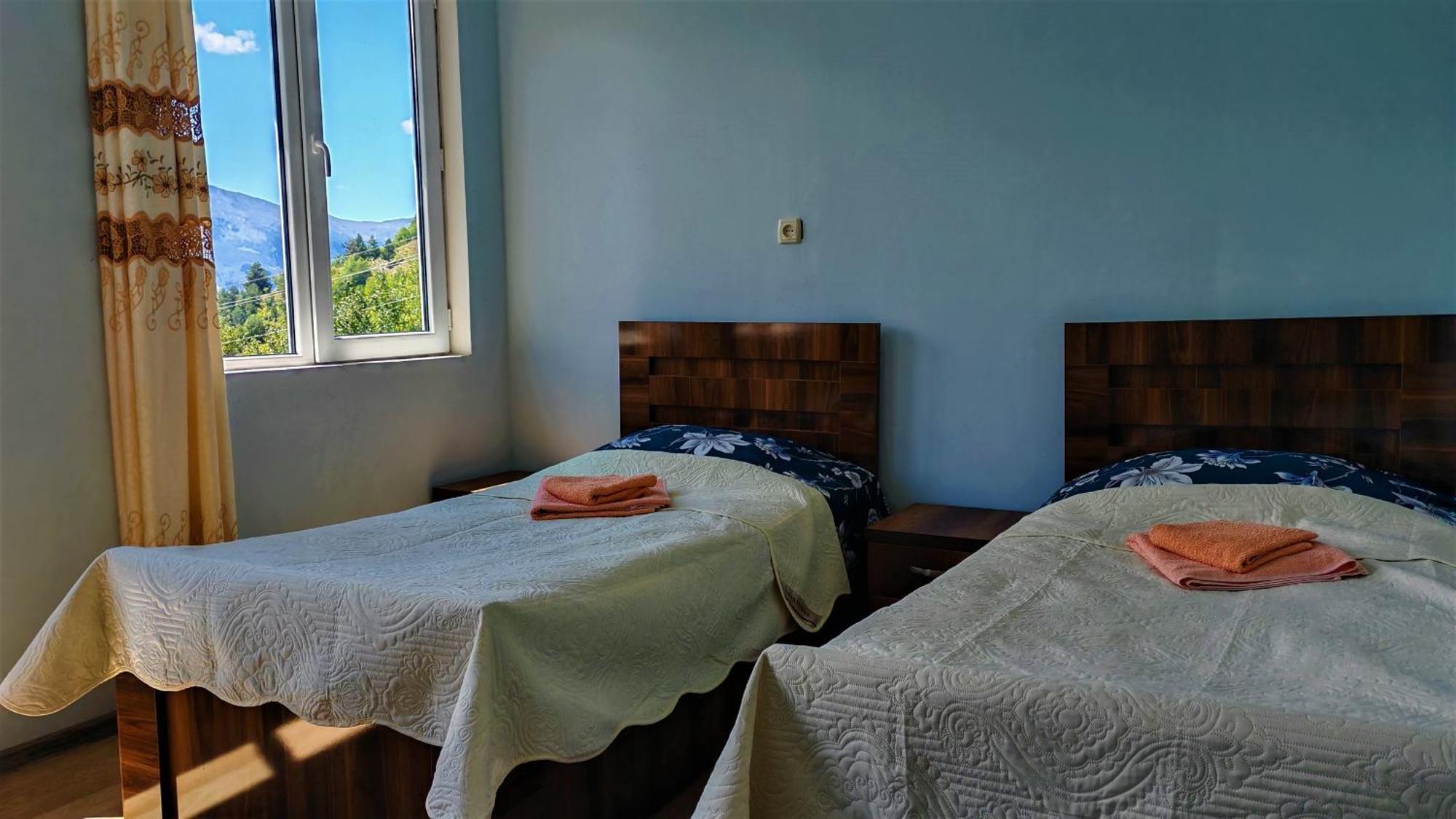 Gujejiani Guest House Mestia Ngoại thất bức ảnh